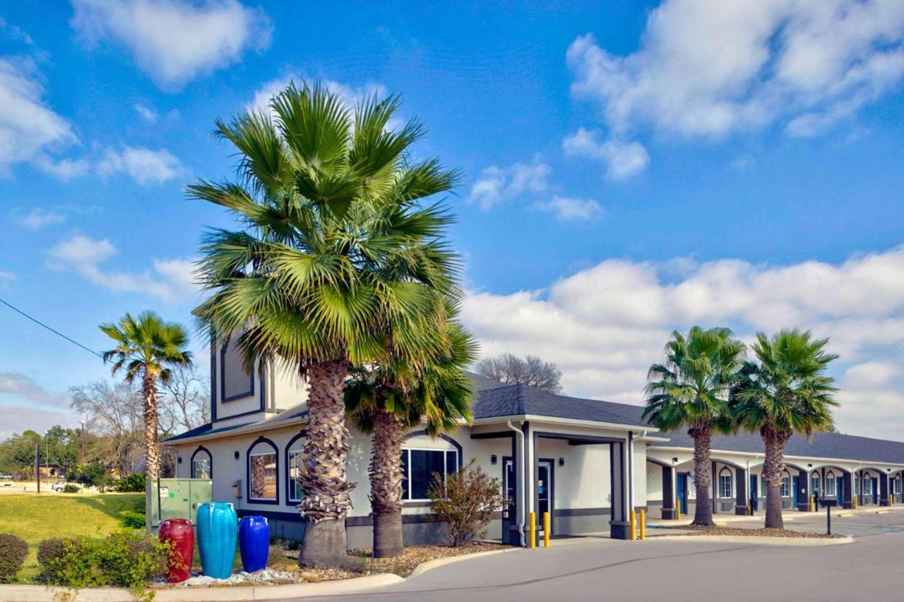 Studio 6-Pleasanton, Tx Ngoại thất bức ảnh